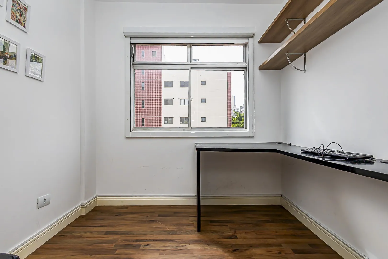 Furnished apartment, 53 m², with a home office — photo 19