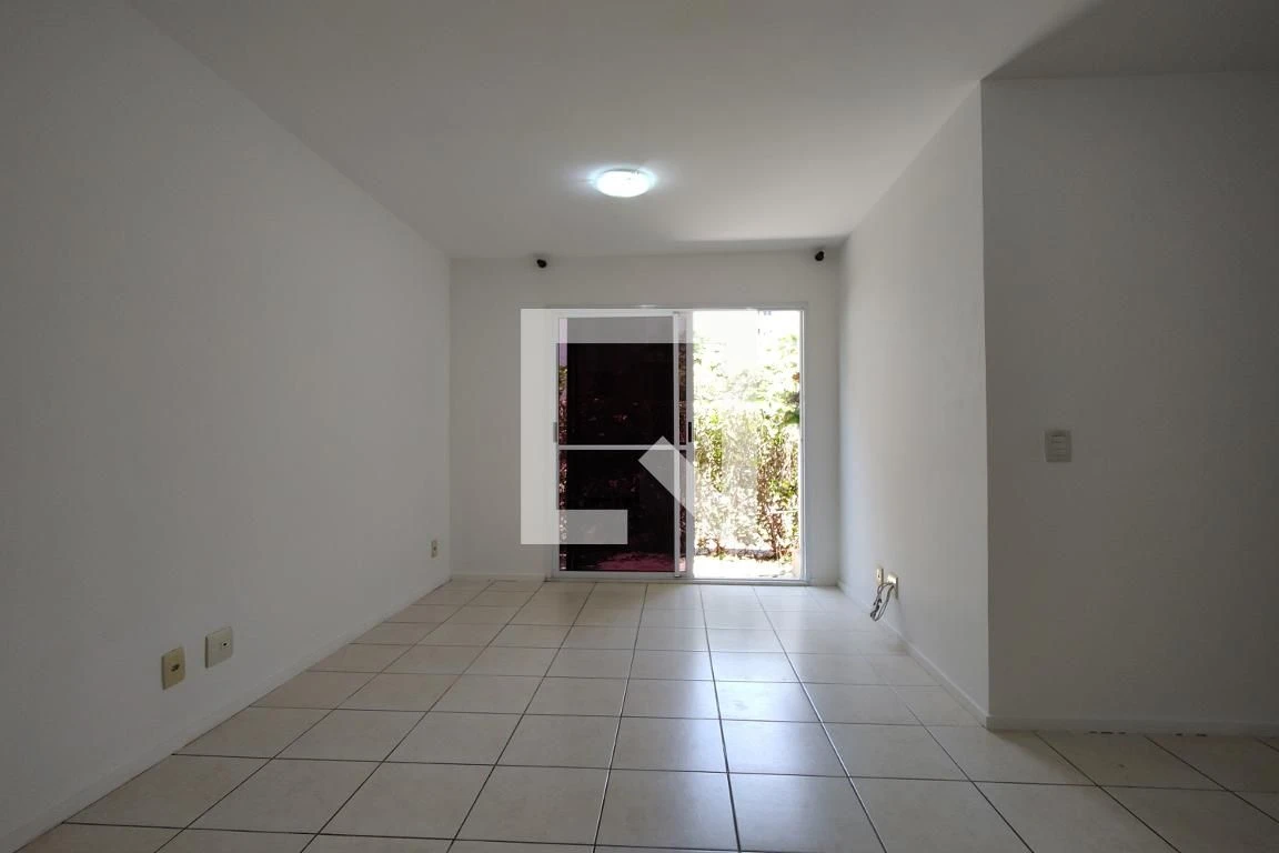 Unfurnished apartment with 3 bedrooms and open kitchen — photo 52