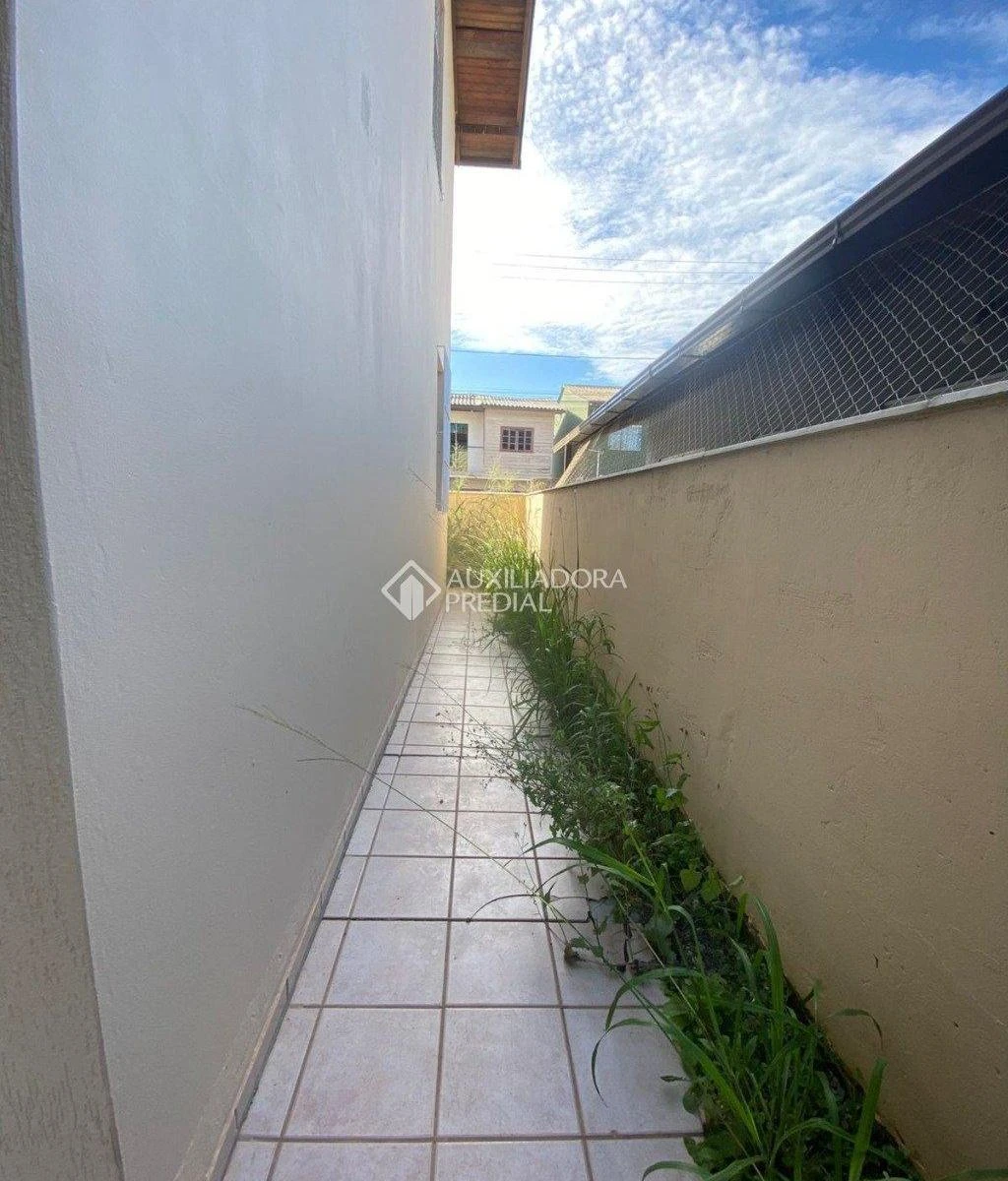 Casa de 4 dormitorios con balcón gourmet en Florianópolis — photo 19