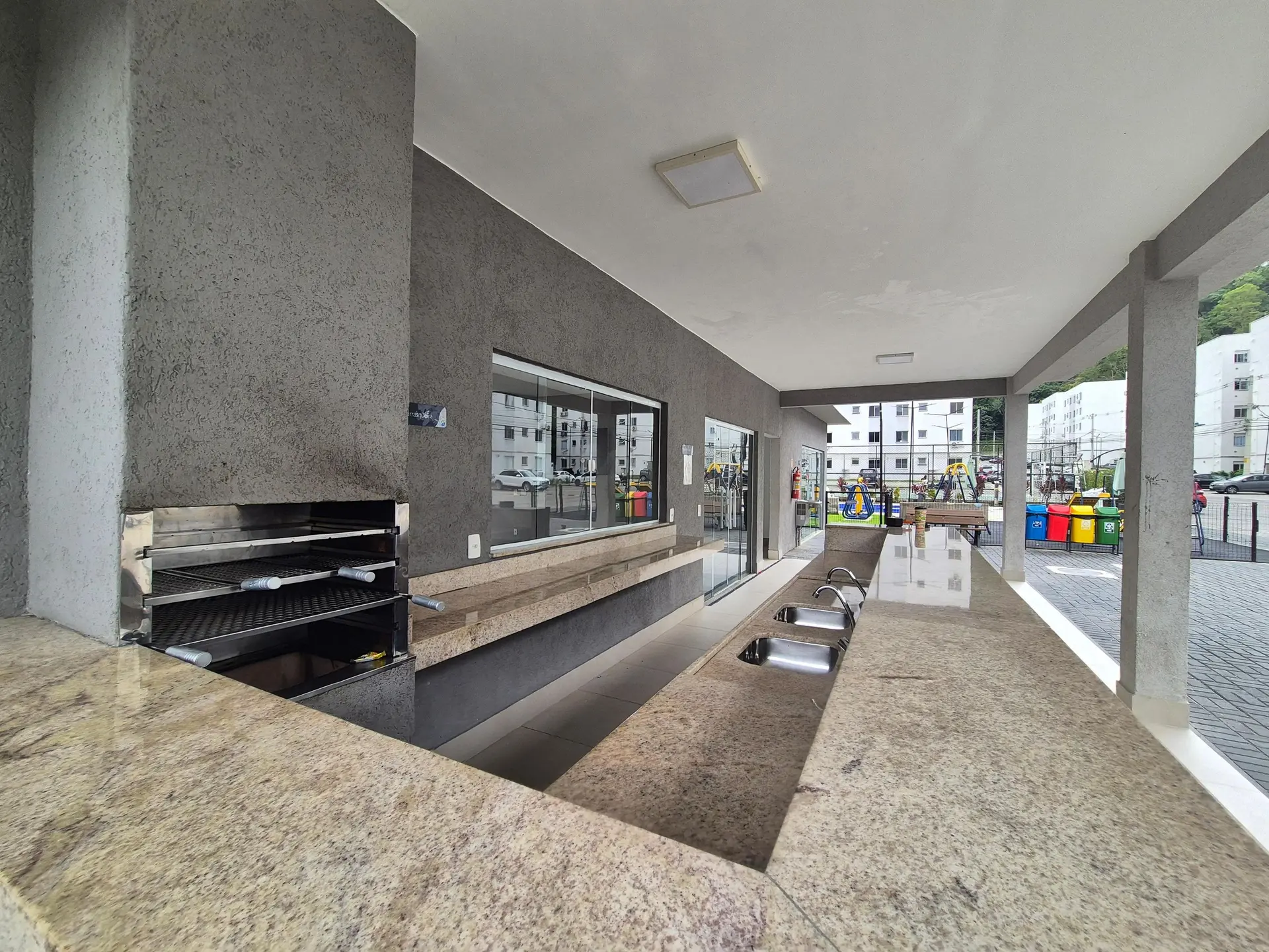 Apartamento mobiliado com 2 quartos e vista das montanhas — photo 33