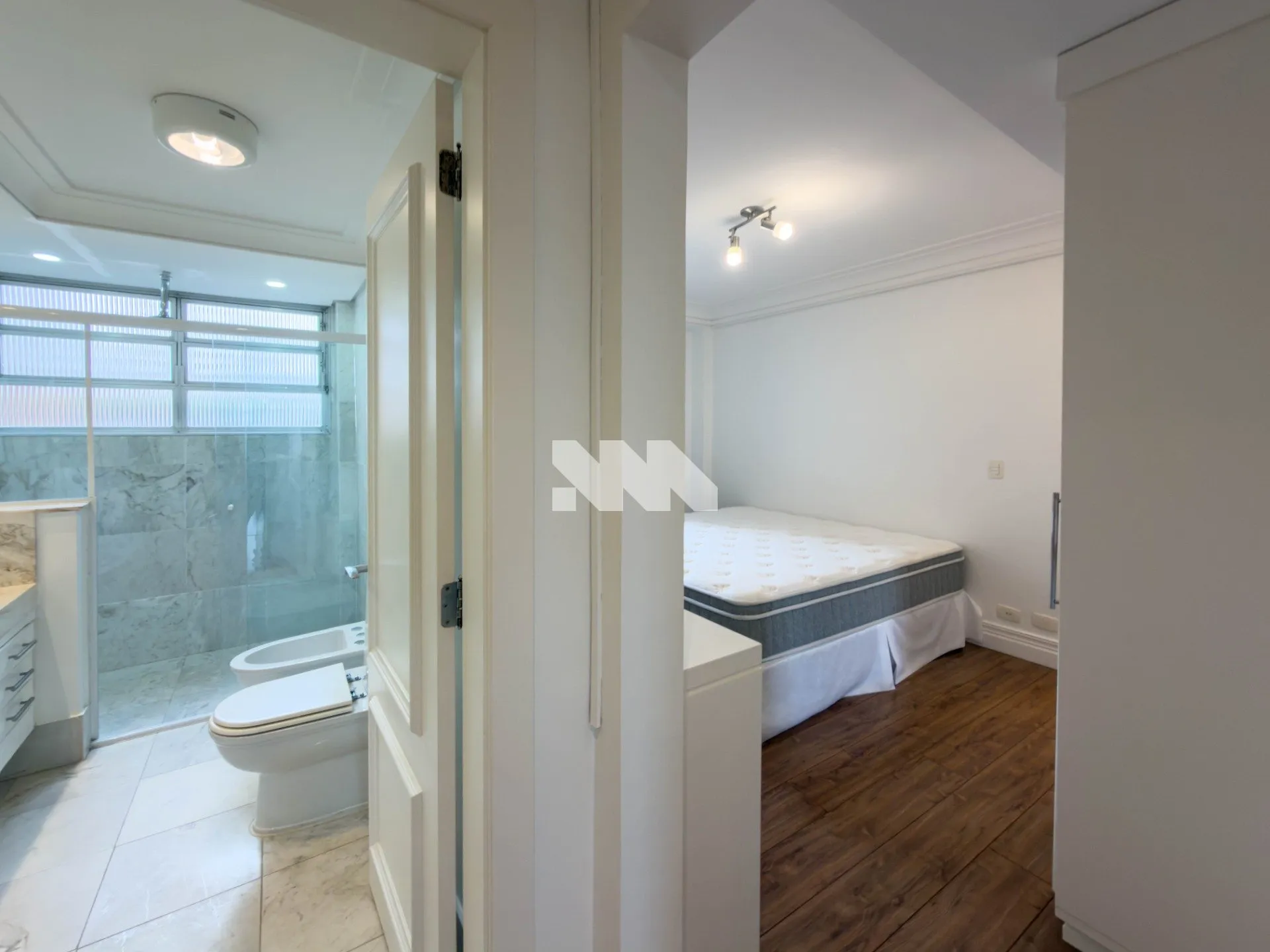 Apartment on the 6th floor with a home office — photo 20