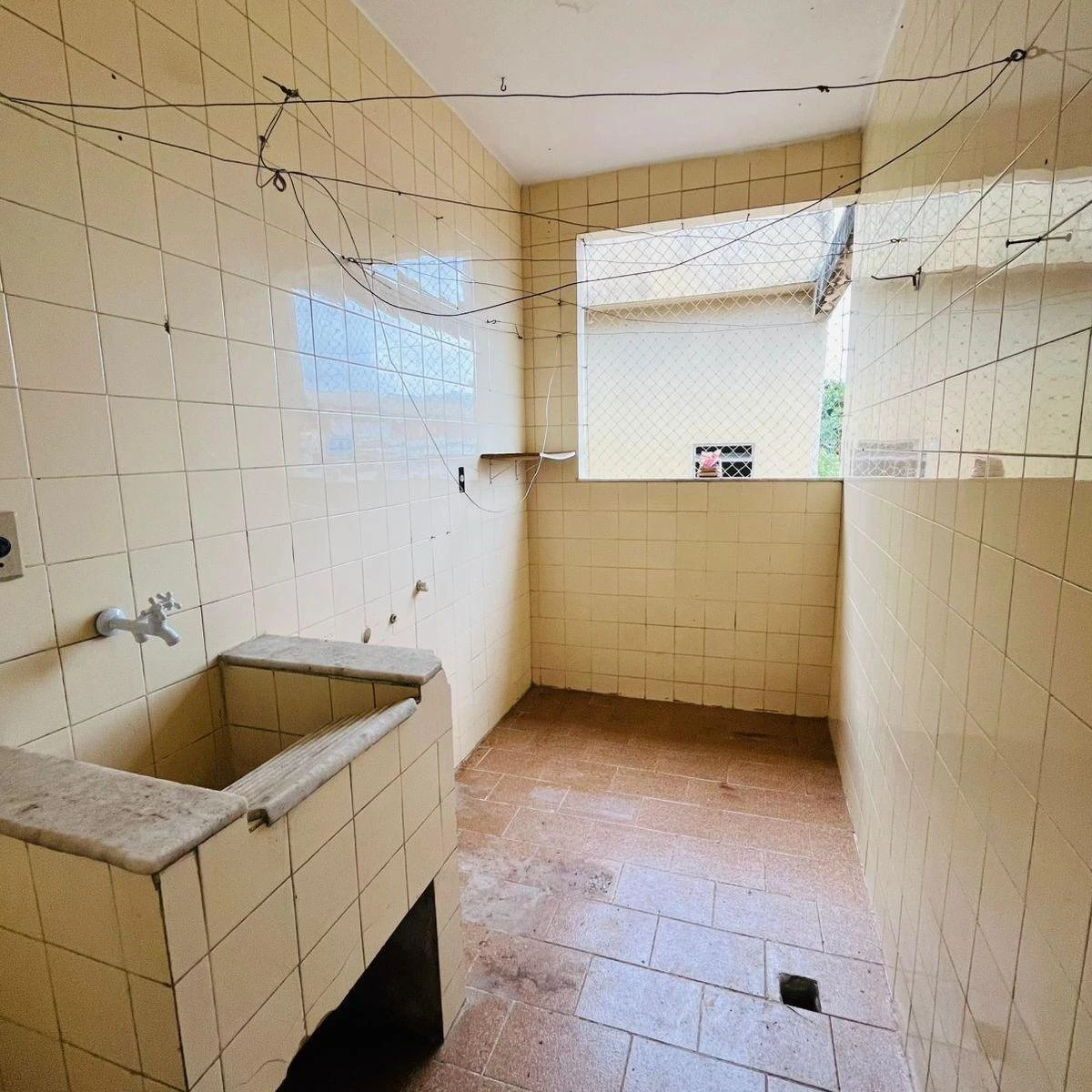Unfurnished apartment with 2 bedrooms and 1 bathroom — photo 6