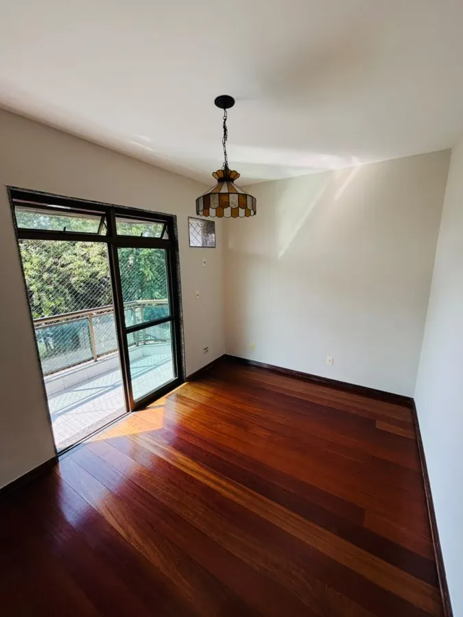 Apartment with 3 bedrooms and 1 bathroom — photo 23