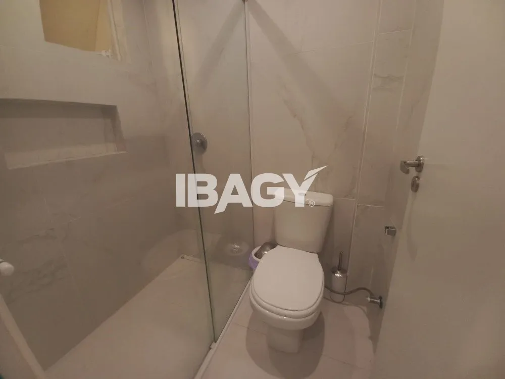 Apartamento amueblado de 1 dormitorio con cocina abierta — photo 6