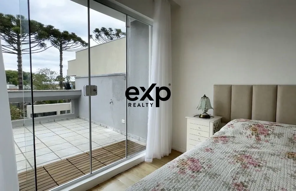 Rental house with 4 bedrooms and 3 bathrooms — photo 9