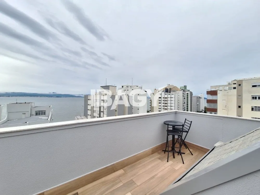 Penthouse dúplex amueblado con 3 dormitorios y 170 m² — photo 46