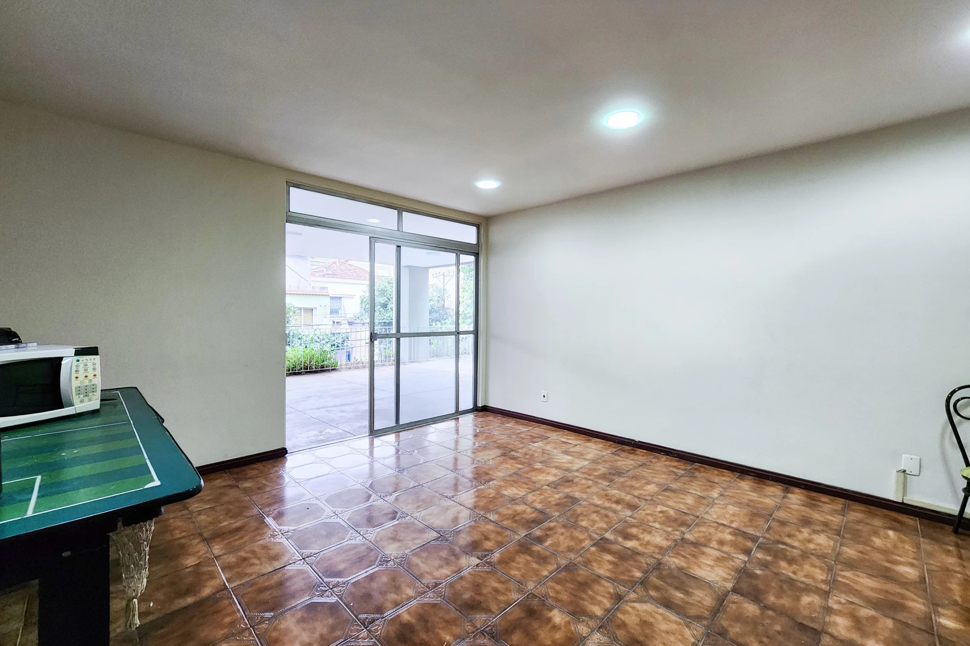 2-bedroom apartment in a building with a pool — photo 47