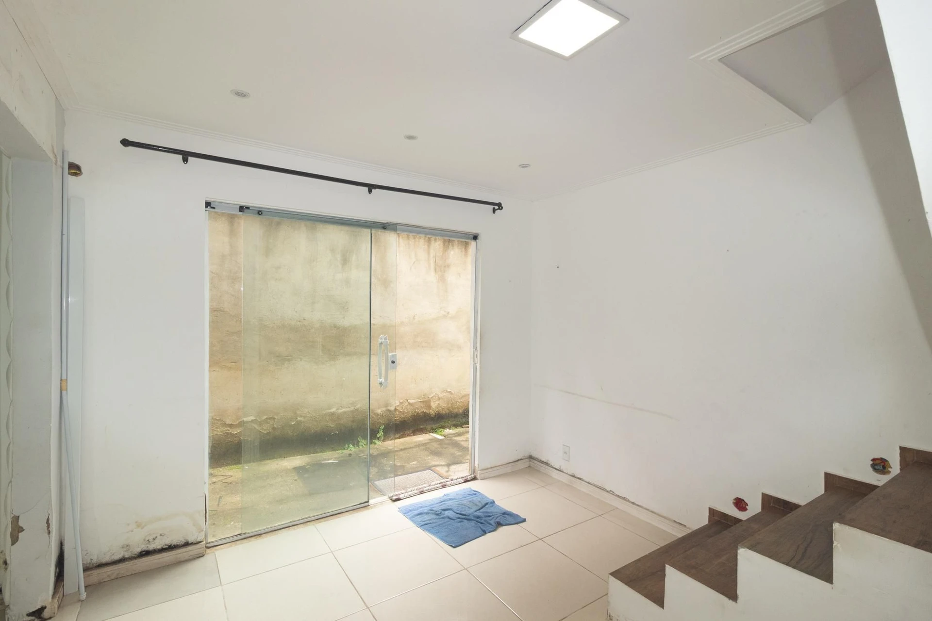Rental house with 3 bedrooms and a private garden — photo 32