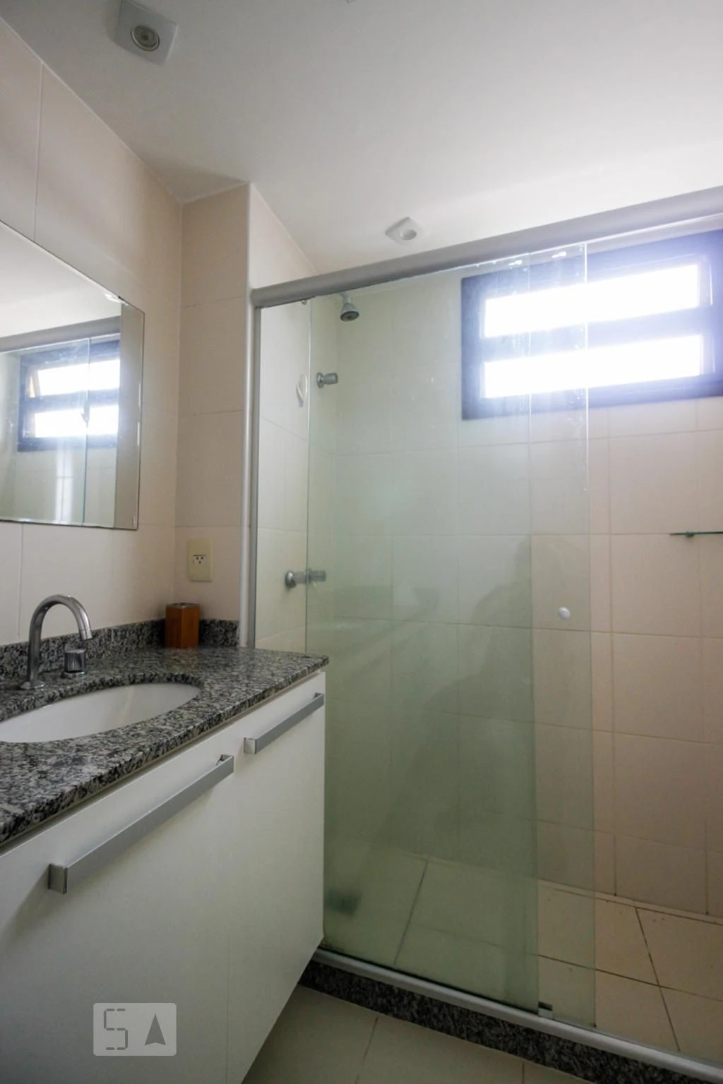 2-bedroom apartment in a building with a sauna — photo 28