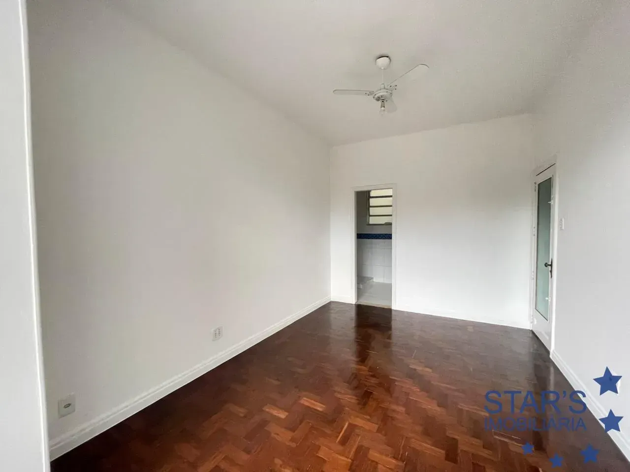 Apartment on the 2nd floor with a washing machine — photo 11
