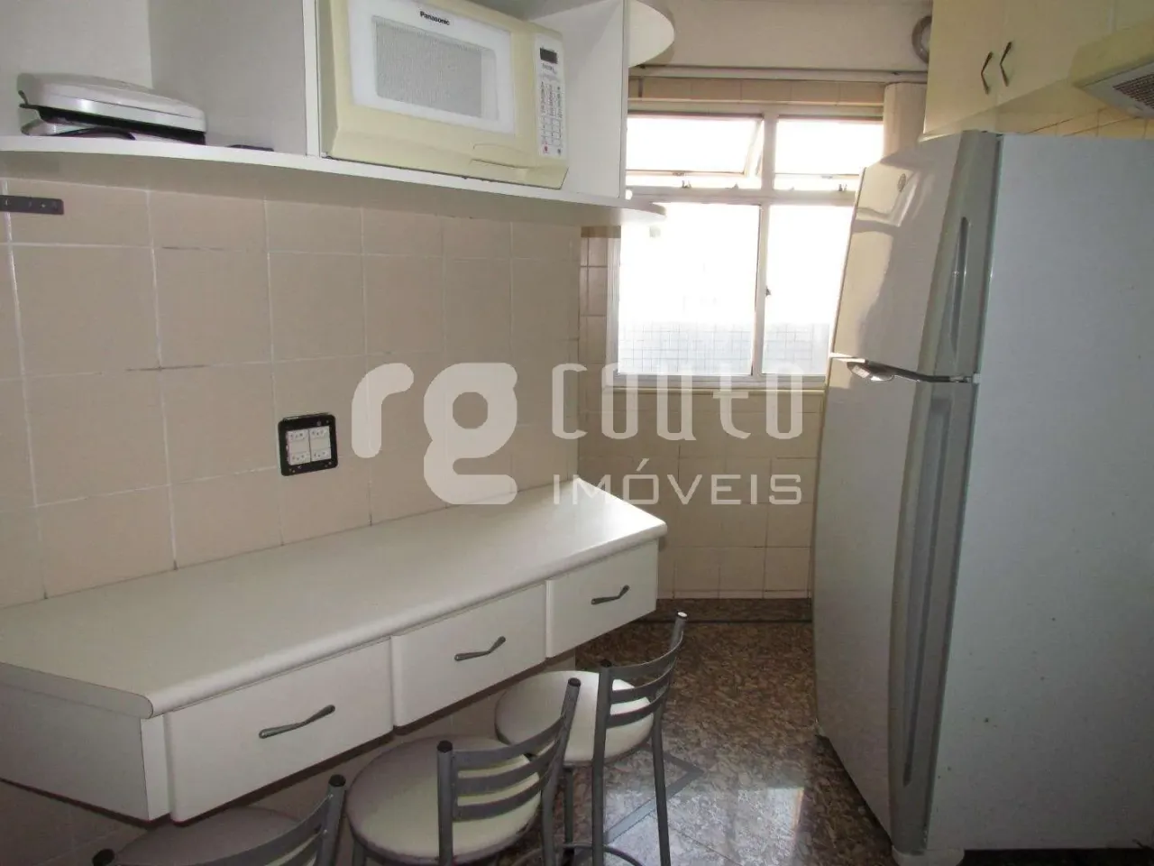 3-bedroom apartment with 1 parking space and balcony — photo 5