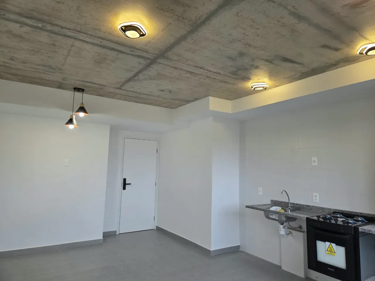 Home office in a 2-bedroom apartment, 56 m² — photo 28