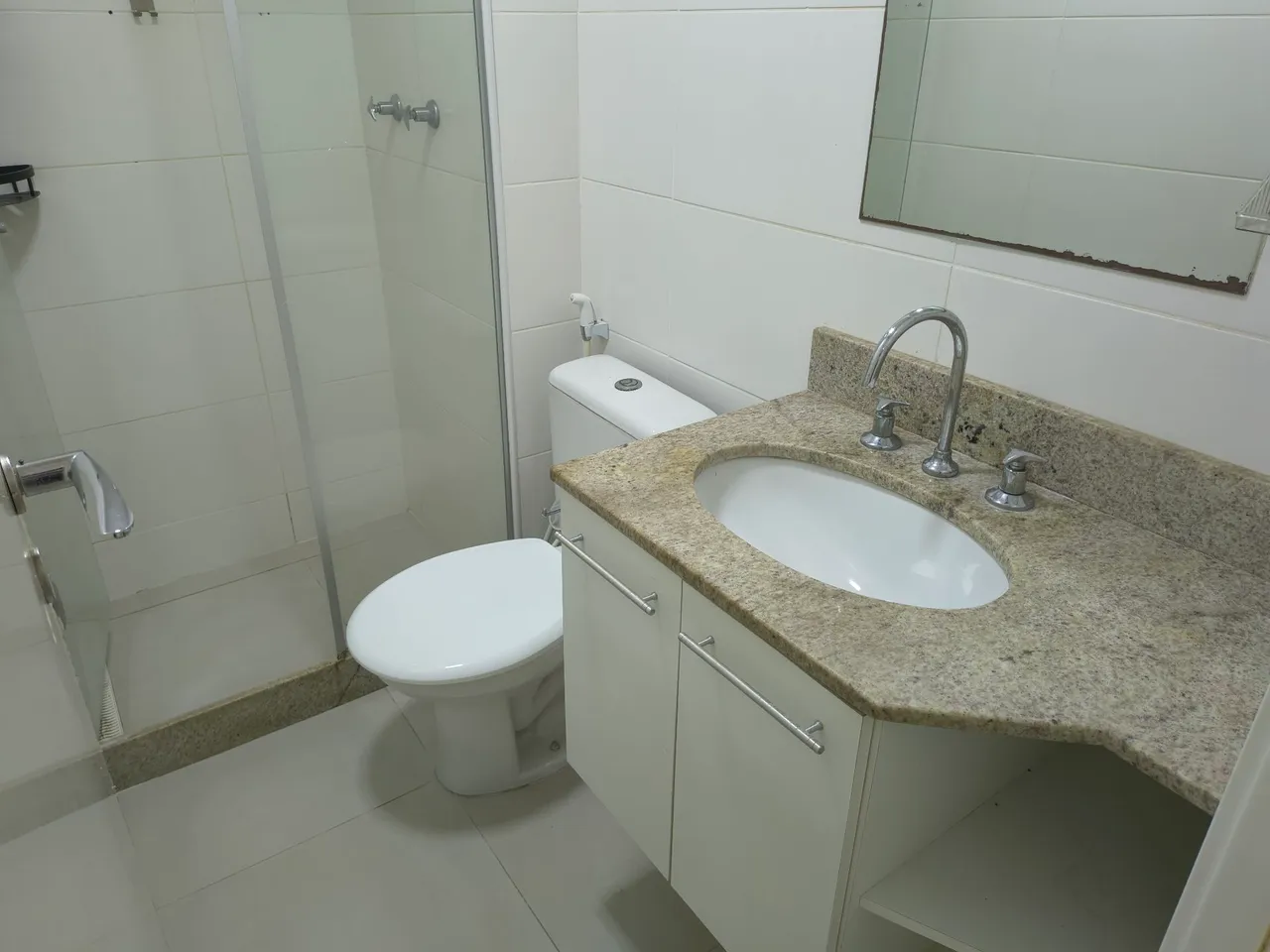 2-bedroom apartment with a mountain view in Rio de Janeiro — photo 6