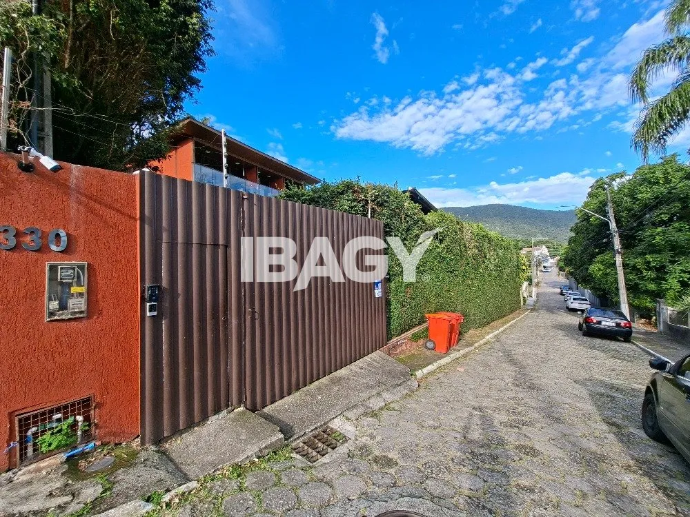 17 m² apartment with a grill on the balcony and a water view — photo 14