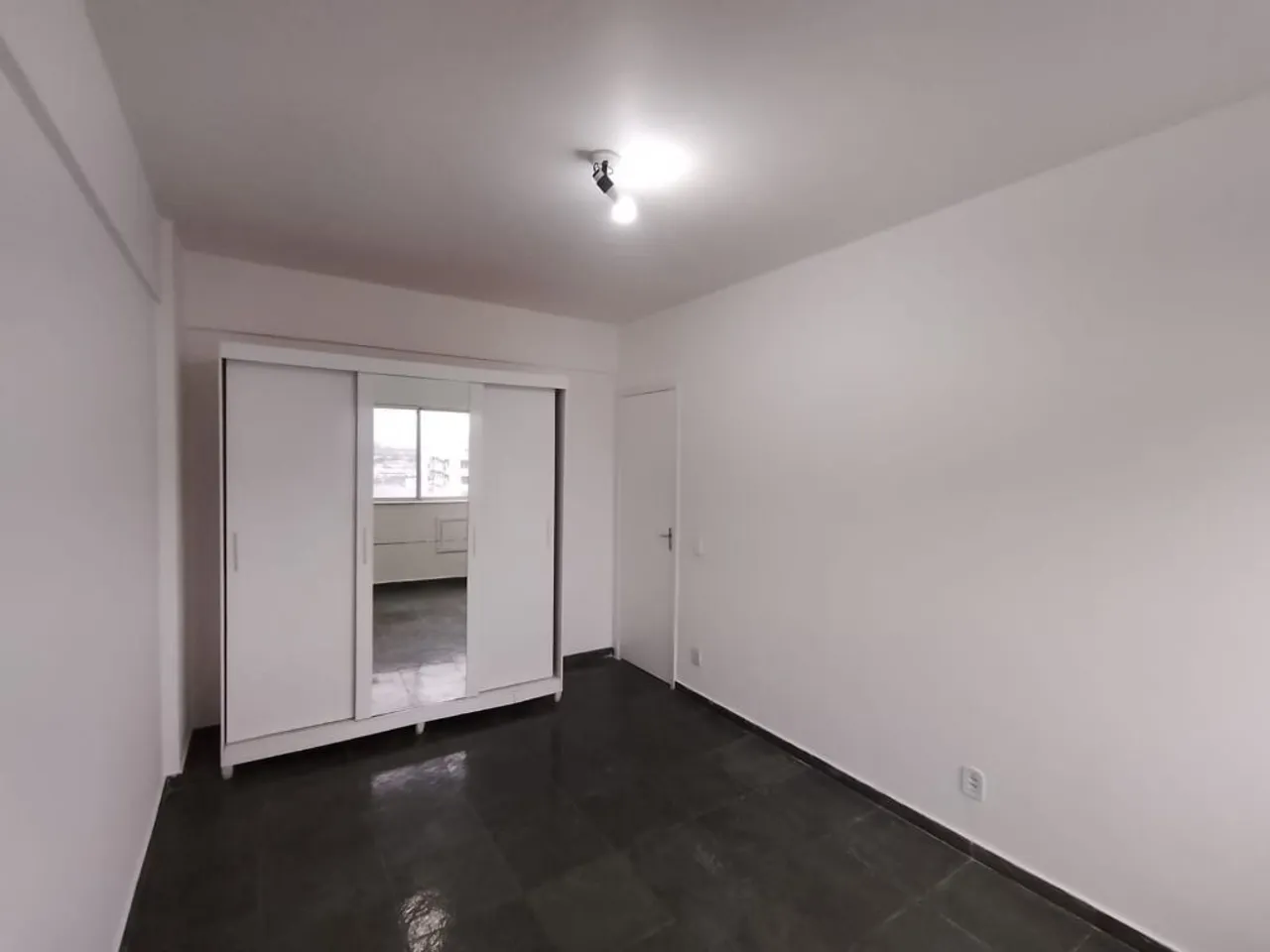 Apartamento de 2 dormitórios com cozinha a gás 60 m² — photo 10