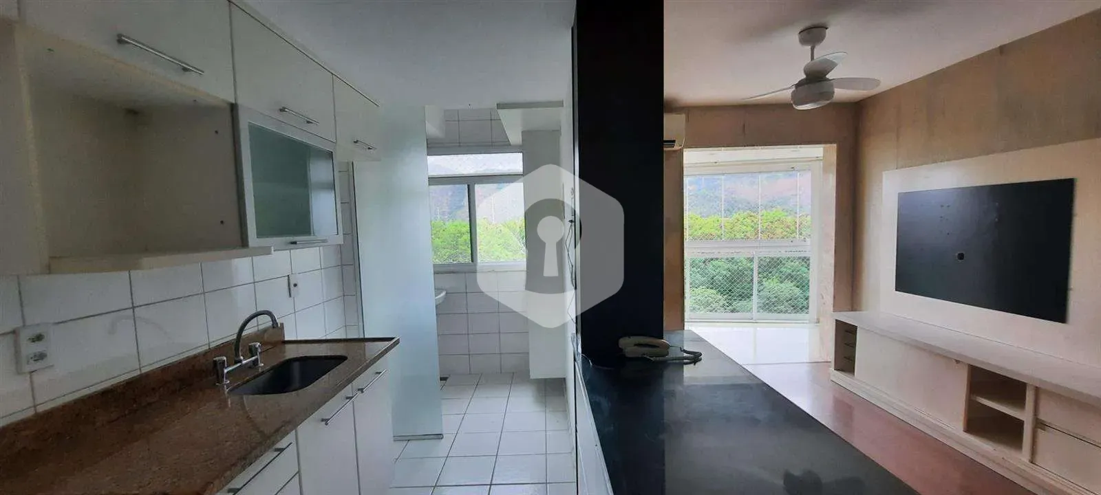 Apartamento de 2 quartos com varanda envidraçada — photo 6