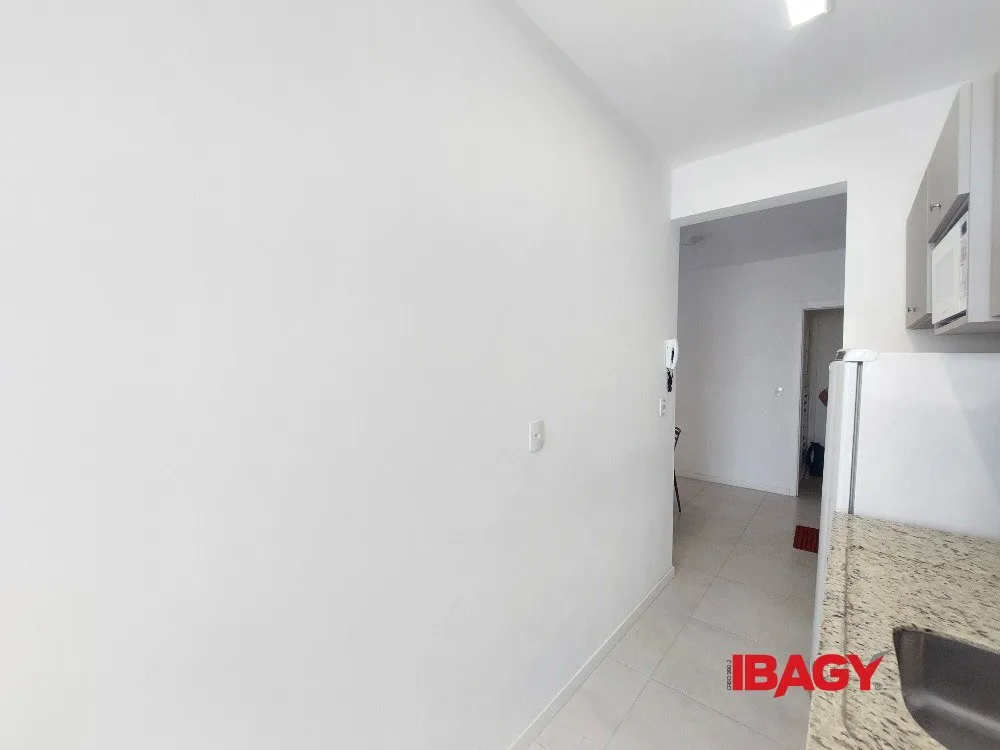 Furnished 110 m² apartment with 3 bedrooms and suite — photo 22
