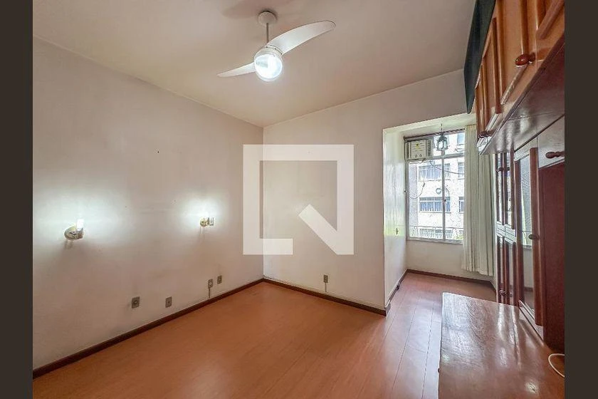3-bedroom apartment with a bathtub — photo 22
