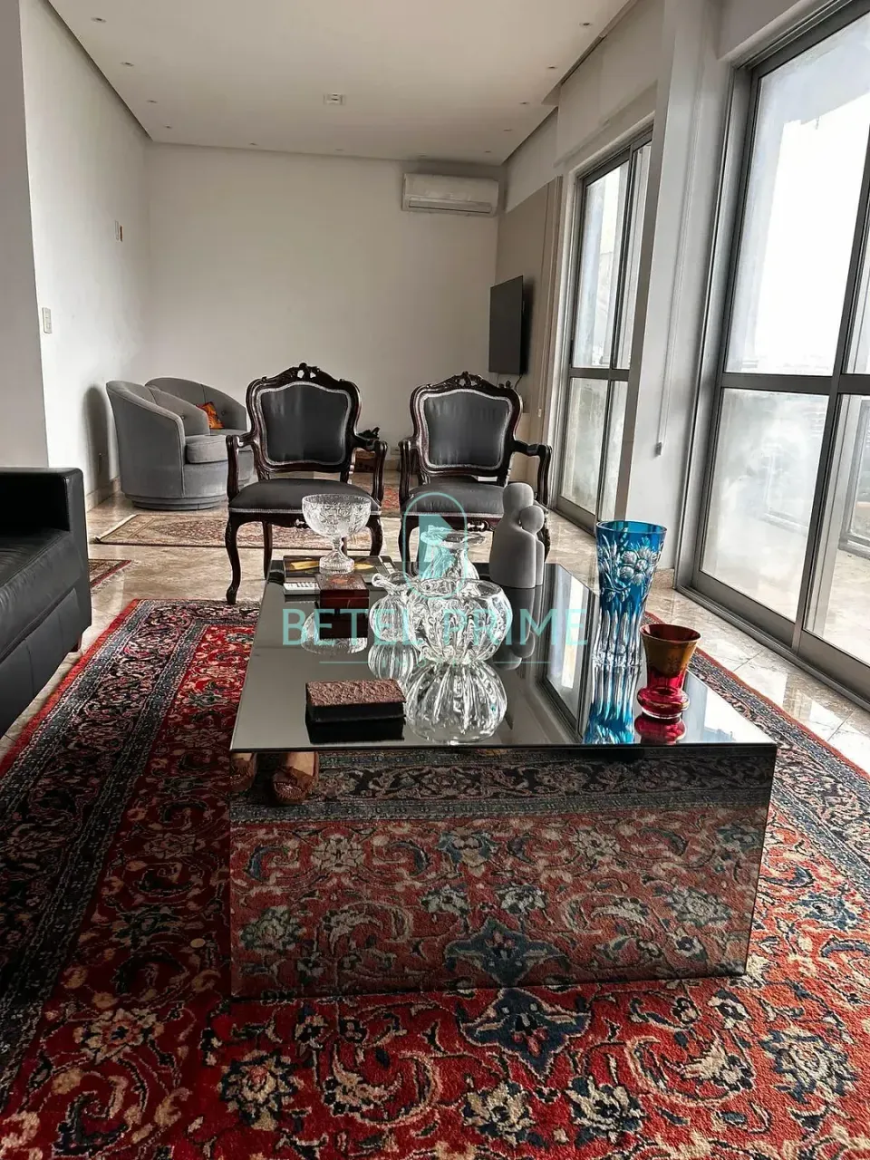 Unfurnished 3-bedroom rental apartment with a balcony — photo 13