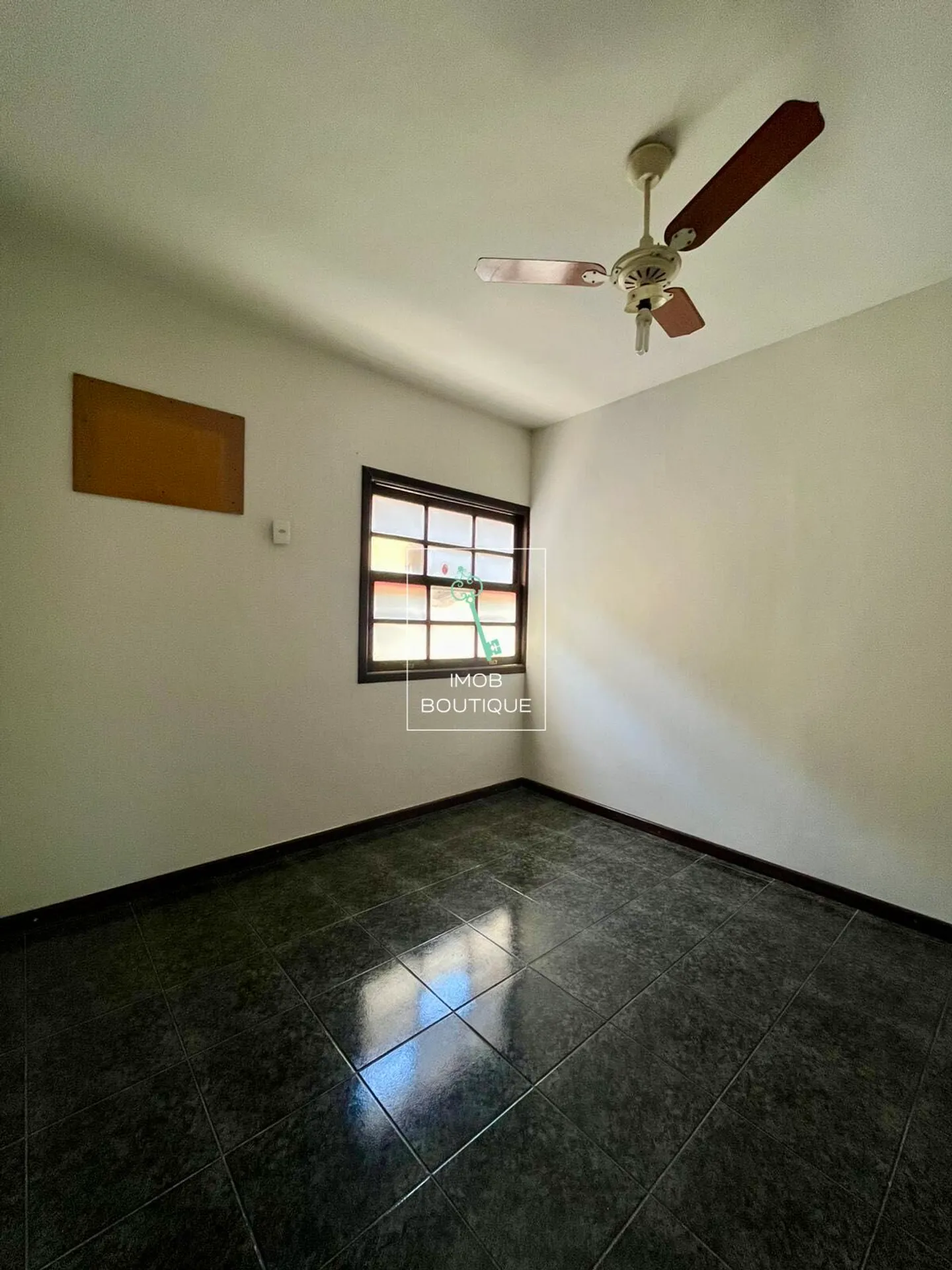 Casa de 5 dormitorios y 321 m² con oficina en casa — photo 40