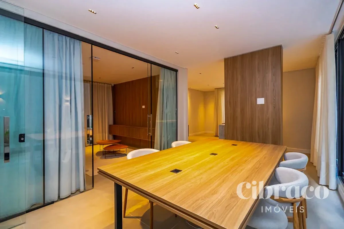 Furnished apartment, 31 m², with a glass-enclosed balcony — photo 17