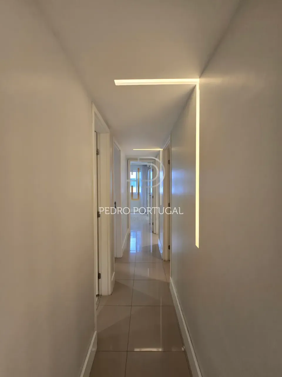 Apartamento de 107 m² com 4 quartos e 3 banheiros — photo 17