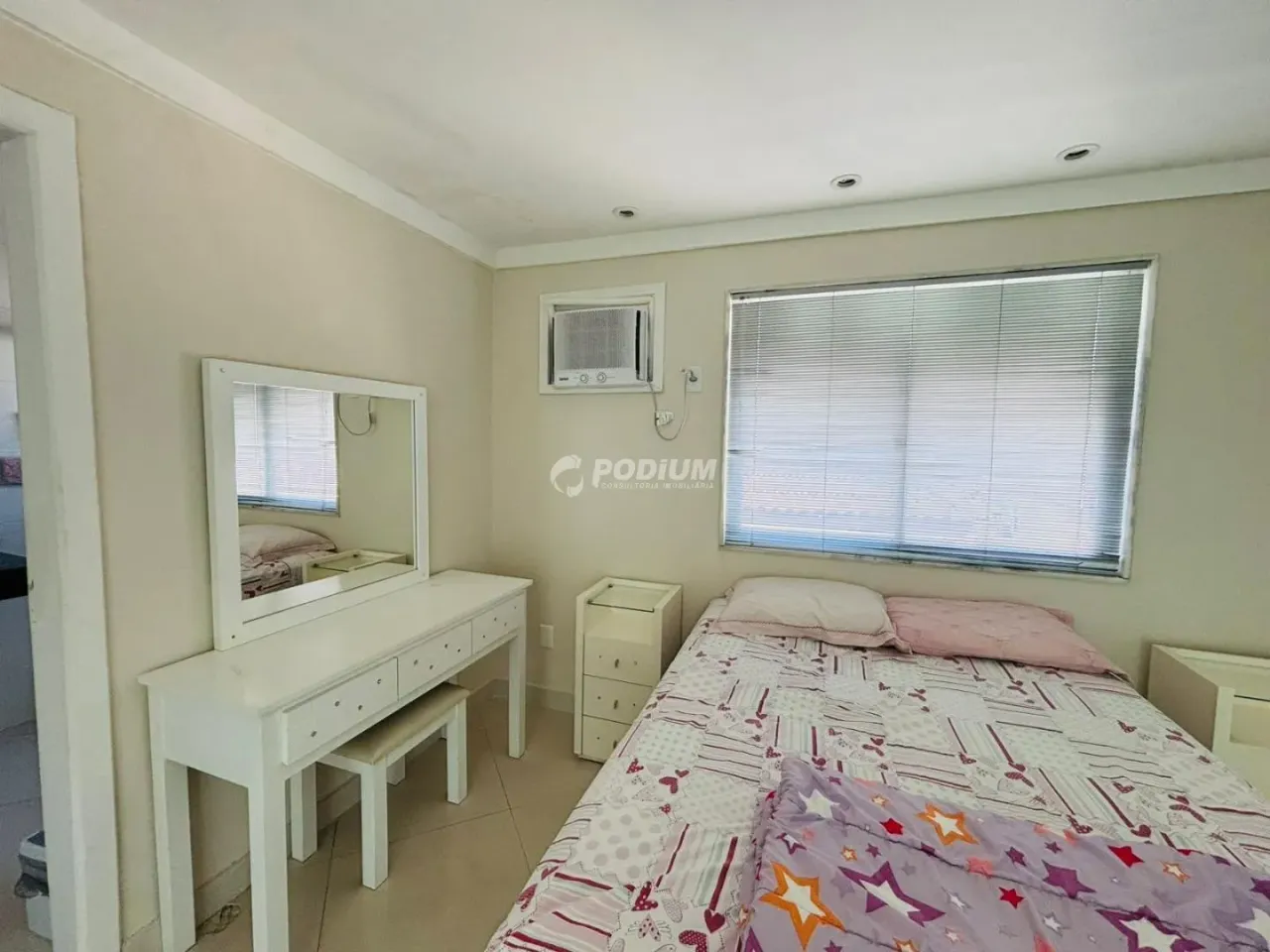 Unfurnished house with 5 bedrooms and 5 bathrooms — photo 14