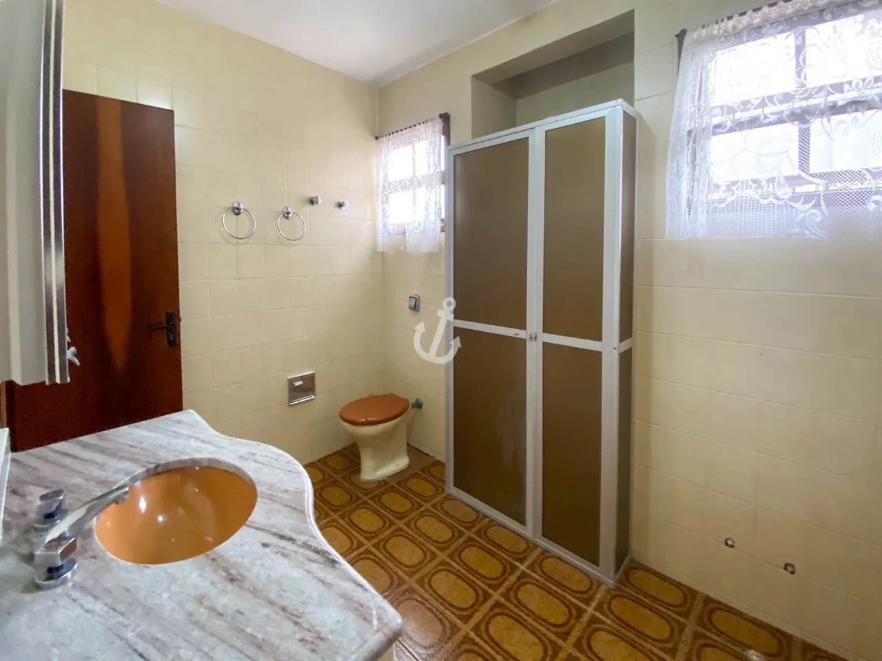 Rental house with 5 bedrooms and 4 parking spots — photo 7
