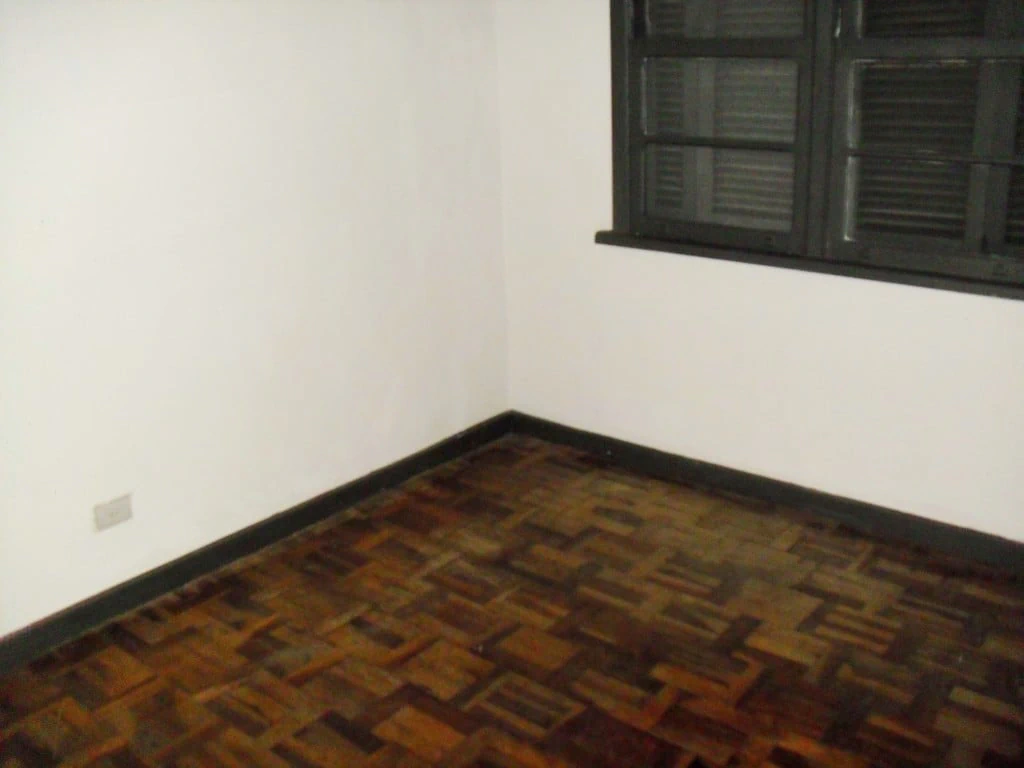 House, 76 m², with wood or laminate floors — photo 19