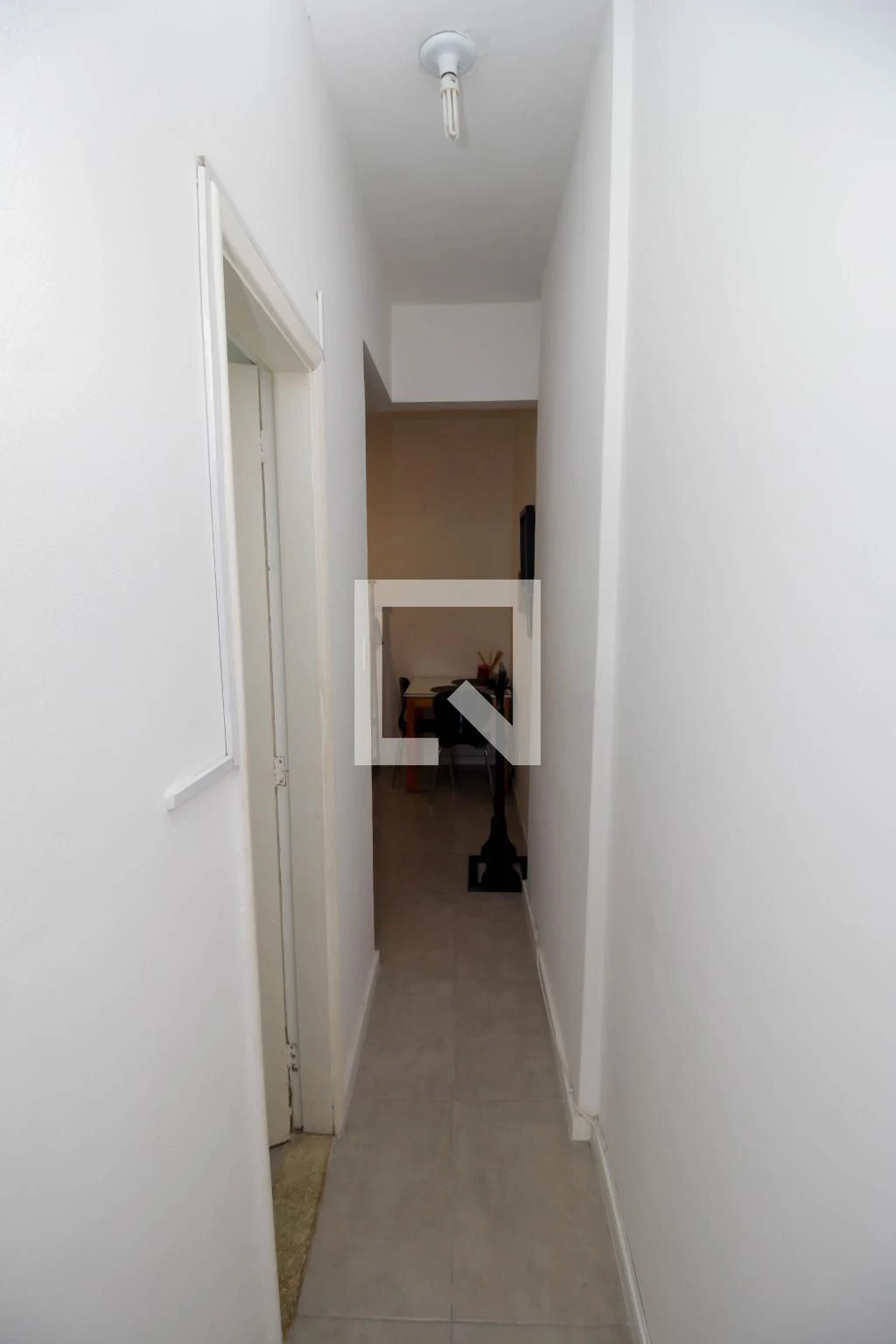 Furnished studio, 32 m², with a home office — photo 18