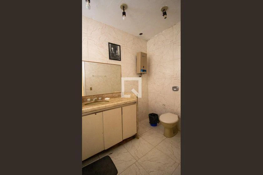 Unfurnished house with 3 bedrooms and 5 baths, 1500 m² — photo 41