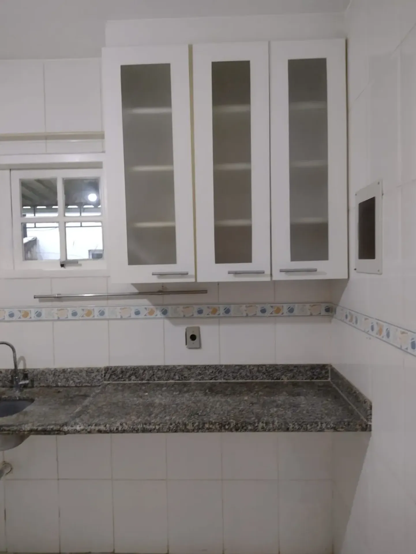 4-bedroom house with a grill on the balcony — photo 12