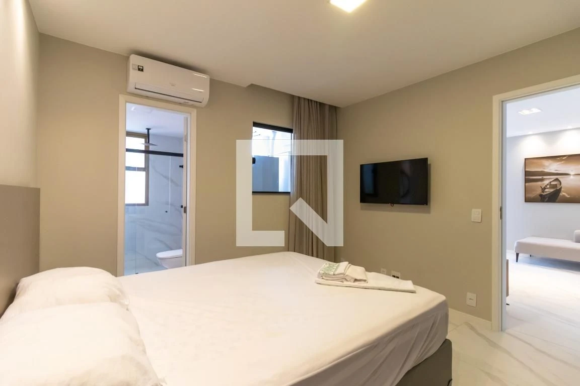 Apartamento mobiliado com 2 quartos e piscina no condomínio — photo 28