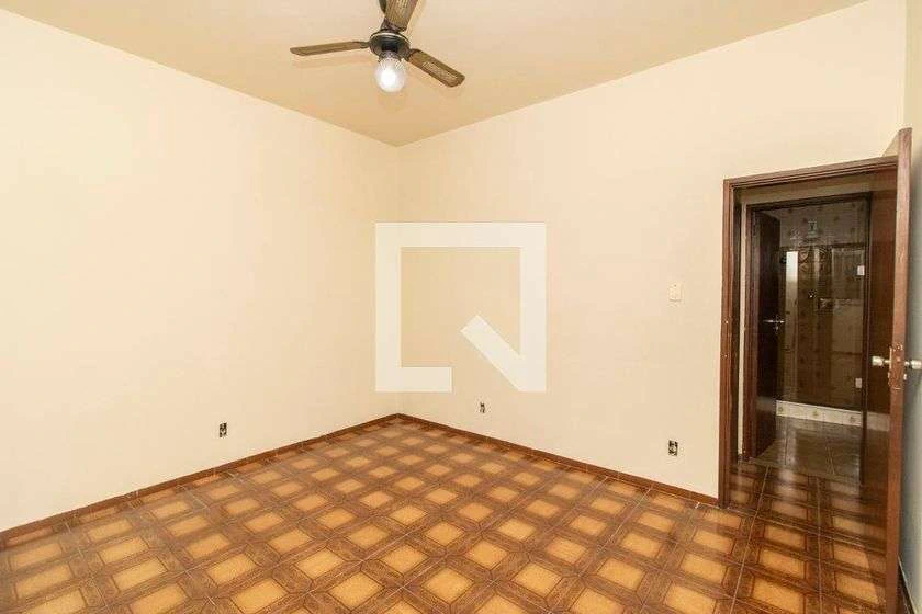 244 m² apartment with 4 bedrooms, balcony and terrace — photo 25