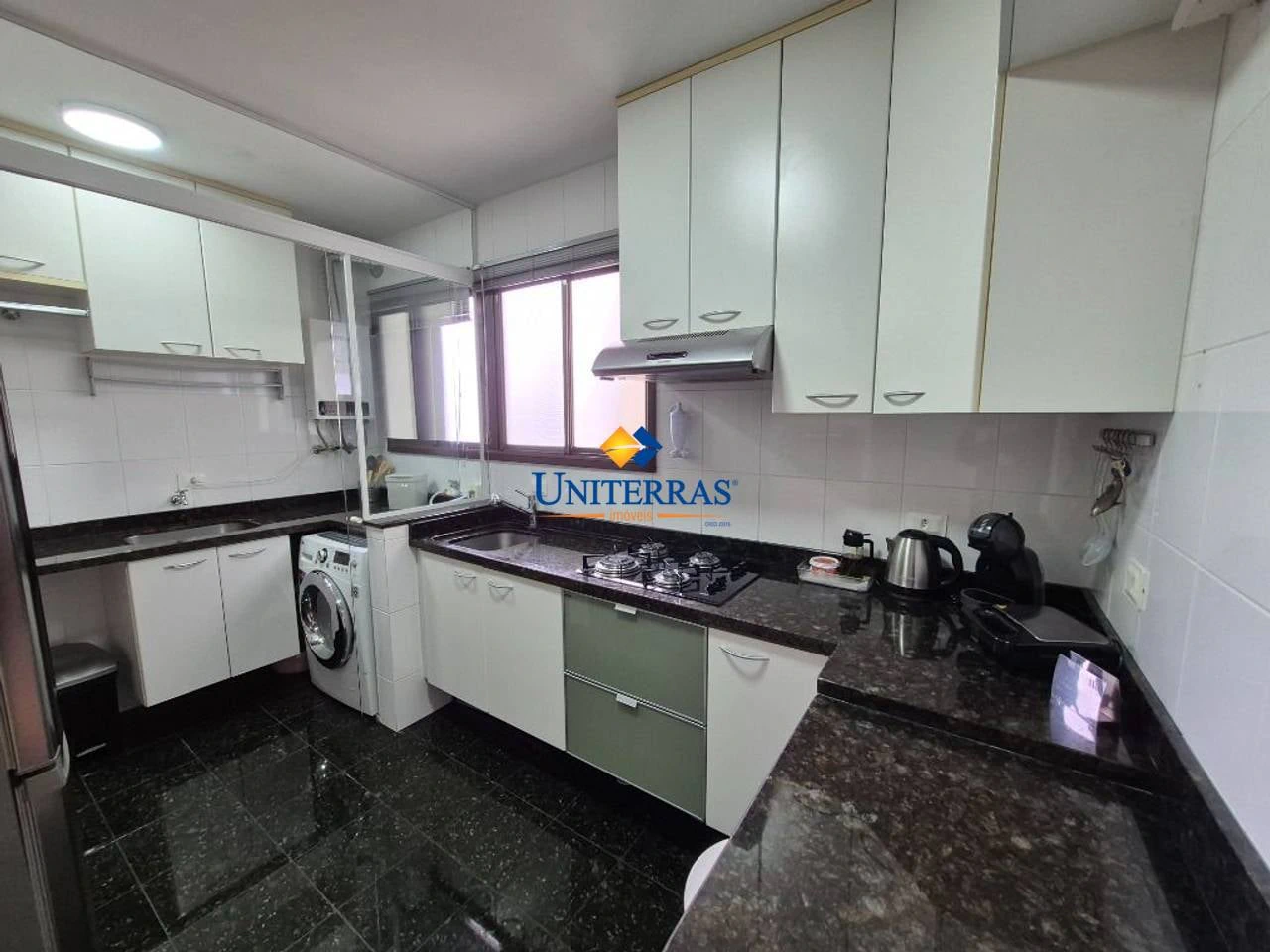 Furnished apartment, 74 m², with a grill on the balcony — photo 2