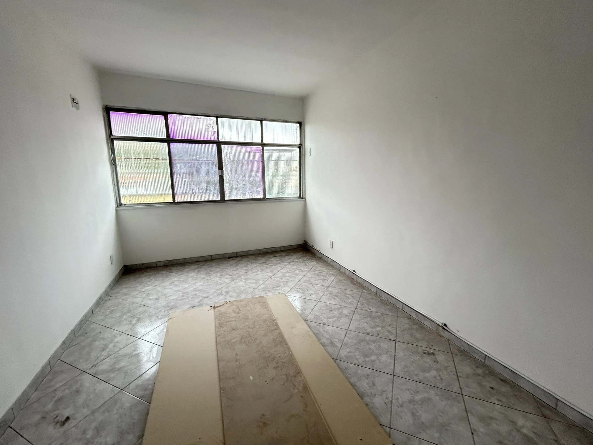 Unfurnished studio rental with 1 bedroom, 1 bathroom — photo 12