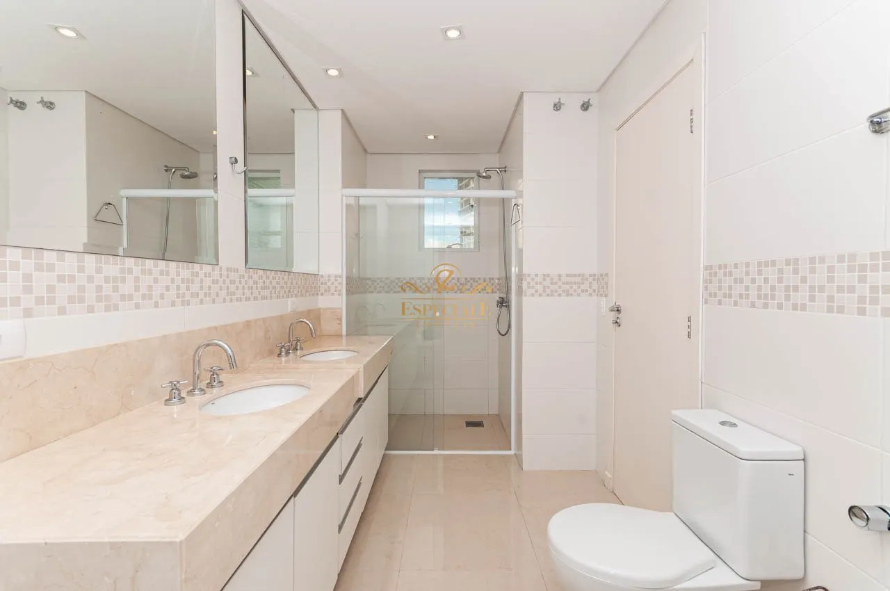 4-bedroom apartment with 2 suites, 331 m² — photo 36