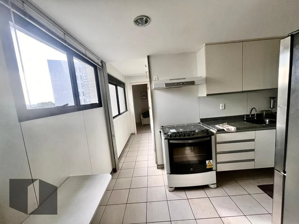 Furnished 2-bedroom apartment with a gas kitchen — photo 21