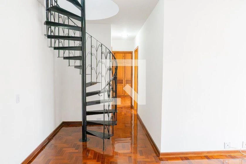 2-bedroom apartment with a grill on the balcony — photo 37