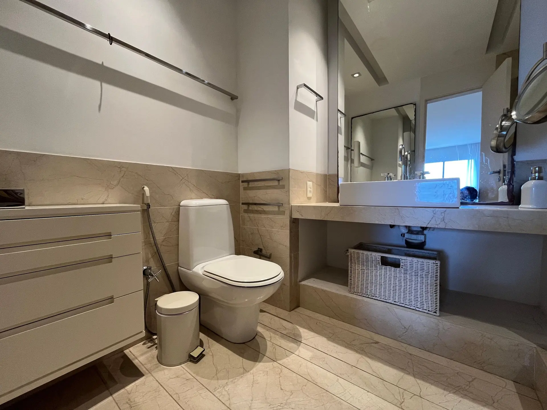 4-bedroom apartment with a water view — photo 45