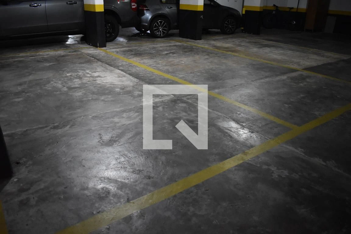 3-bedroom apartment with a washing machine in Curitiba — photo 32