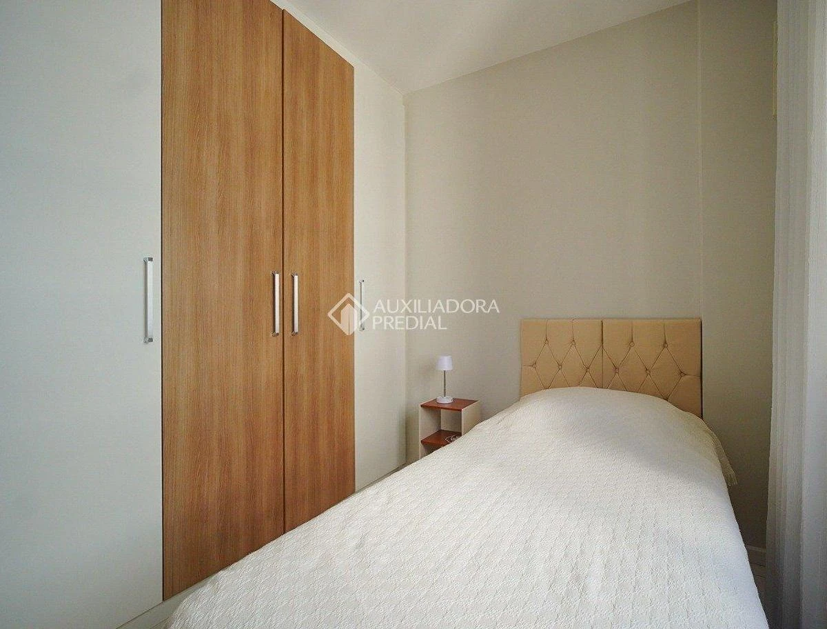 Furnished apartment, 65 m², with a washing machine — photo 16