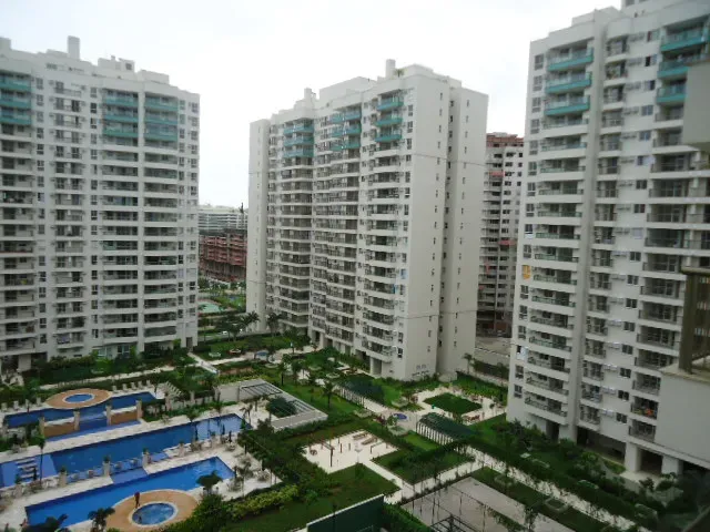 Furnished 4-bedroom apartment with 178 m² — photo 28