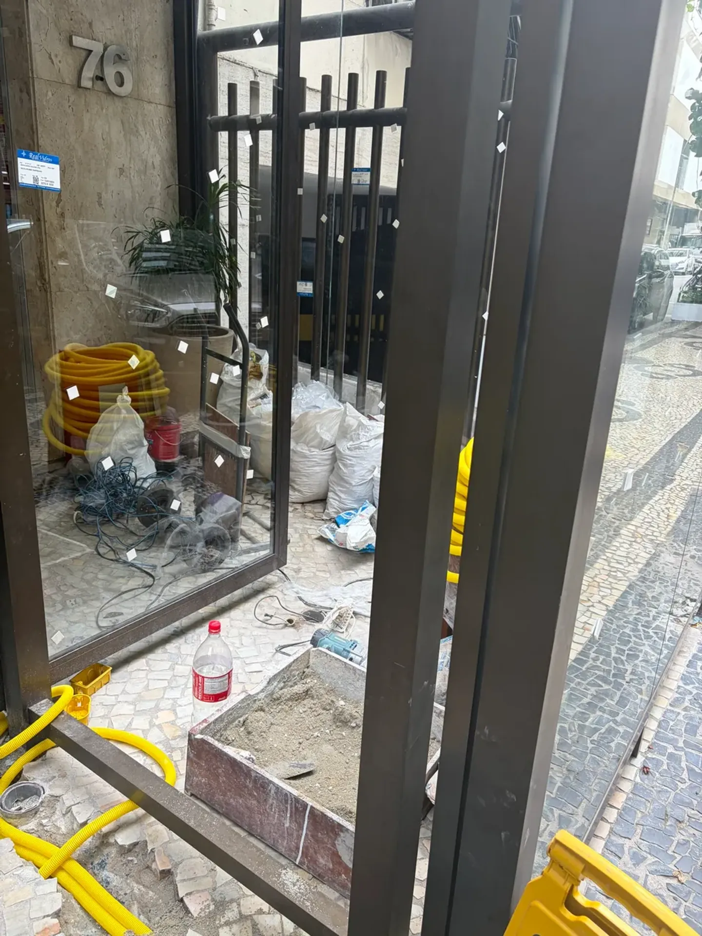 Деревянный пол или ламинат и 1 спальня: квартира 29 м² — photo 11