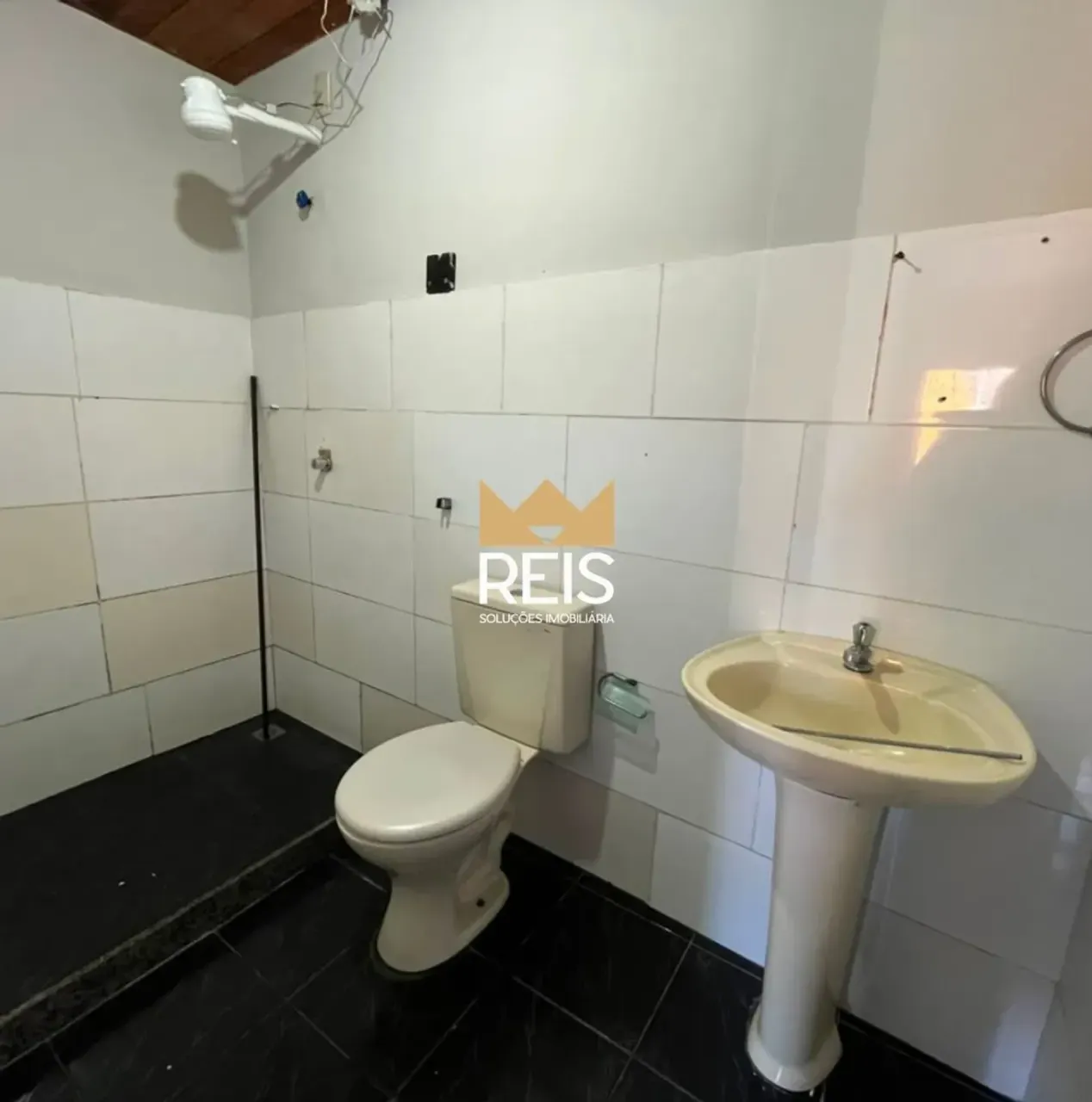 Unfurnished house with a separate kitchen and 1 bedroom — photo 7