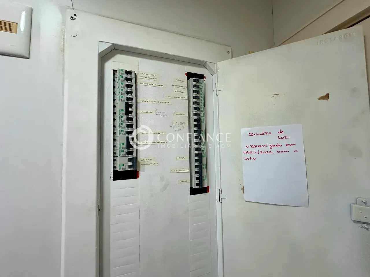 Apartamento de 230 m² com 2 quartos e armários embutidos — photo 53