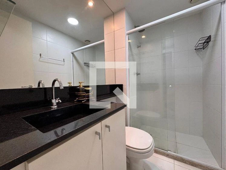 Furnished apartment, 65 m², with a glass-enclosed balcony — photo 42