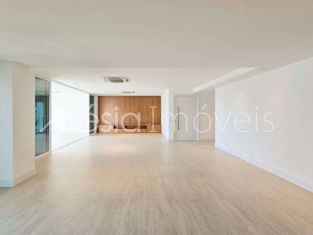 Apartamento de 267 m² com 3 suítes e piscina privativa — photo 20