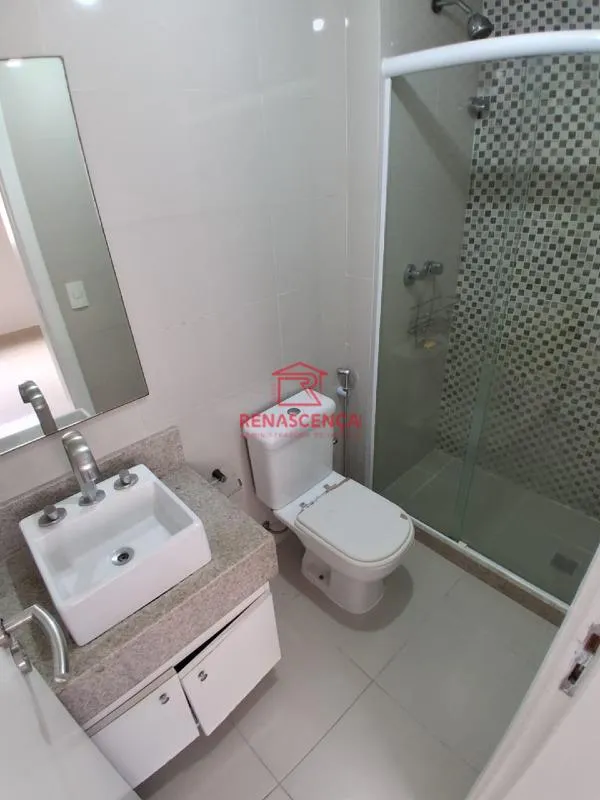 Balcony with a grill in a 2-bedroom apartment, 80 m² — photo 14