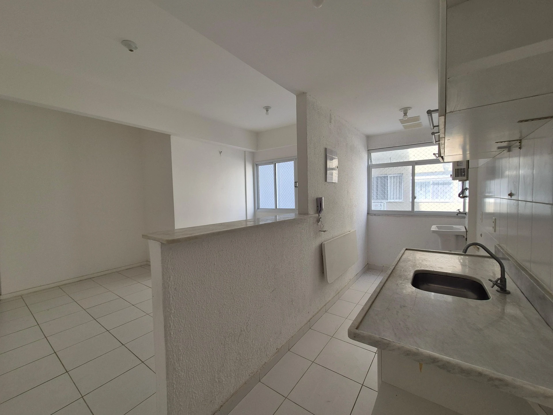 Mountain view in a one-bedroom apartment, 54 m² — photo 2